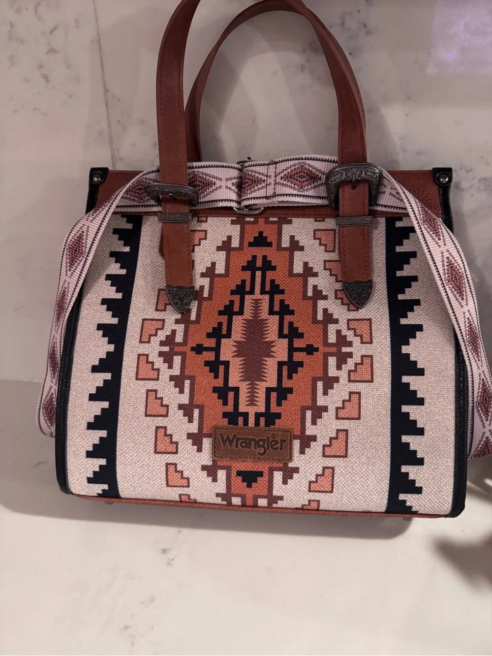 Wrangler buckle purse Aztec print